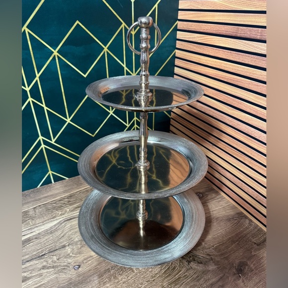 Elegant Rose Gold Deco Tiered Tray - Picture 1 of 10